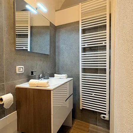 Apartment Centro Storico Con Parcheggio, Wifi Ac, Sant'angelo *